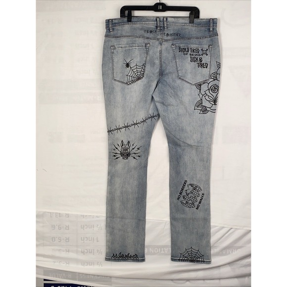 Ninth Hall Rogue Men's Skinny Jeans Graphic Print Lt Wash Sz 38x34 Gothic grunge - Picture 3 of 9
